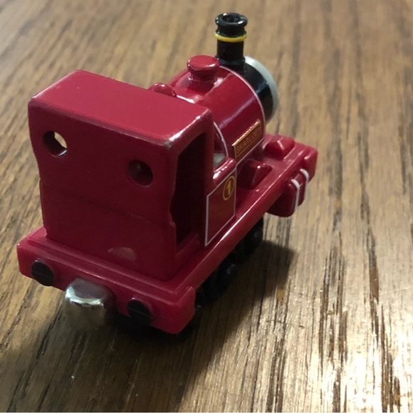 “SKARLOEY” Thomas and Friends Take N Play Take Along - Picture 7 of 12